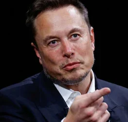 Elon Musk Sides with Trump, Claims ‘Ukrainians Despise’ Zelensky
